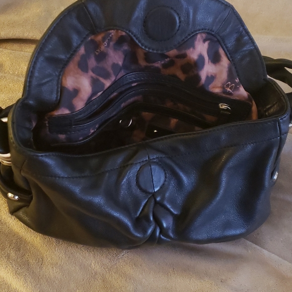 Handbag - Picture 3 of 4